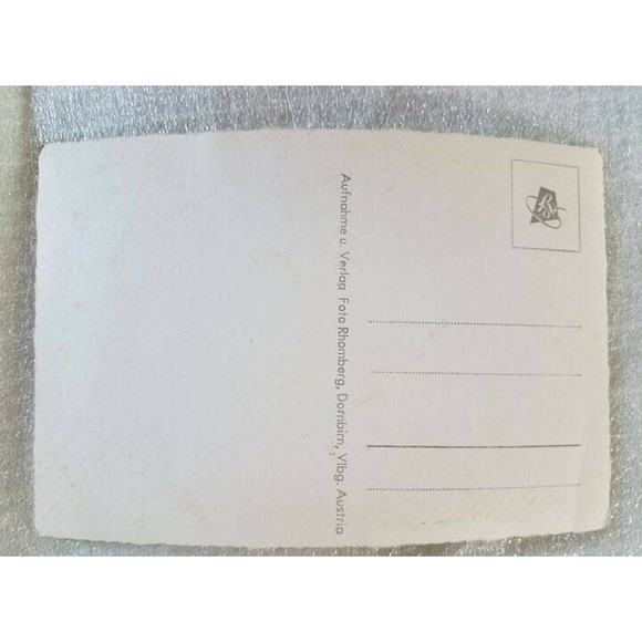 Vintage Postcard Budapest Liberty Square  Szabadsag ter a borzevel - Picture 2 of 3